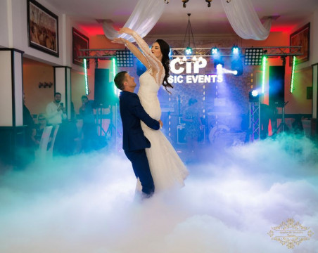 Servicii foto-video full hd - 4k REDUCERI nunta, fum greu lumini ambient